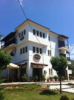 Kassandra Affittacamere 2*