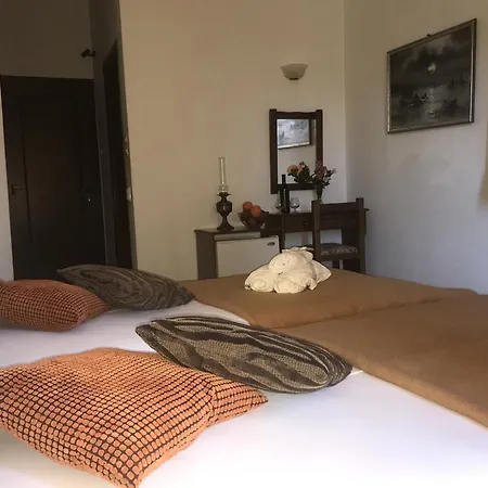 Kassandra Affittacamere 2*